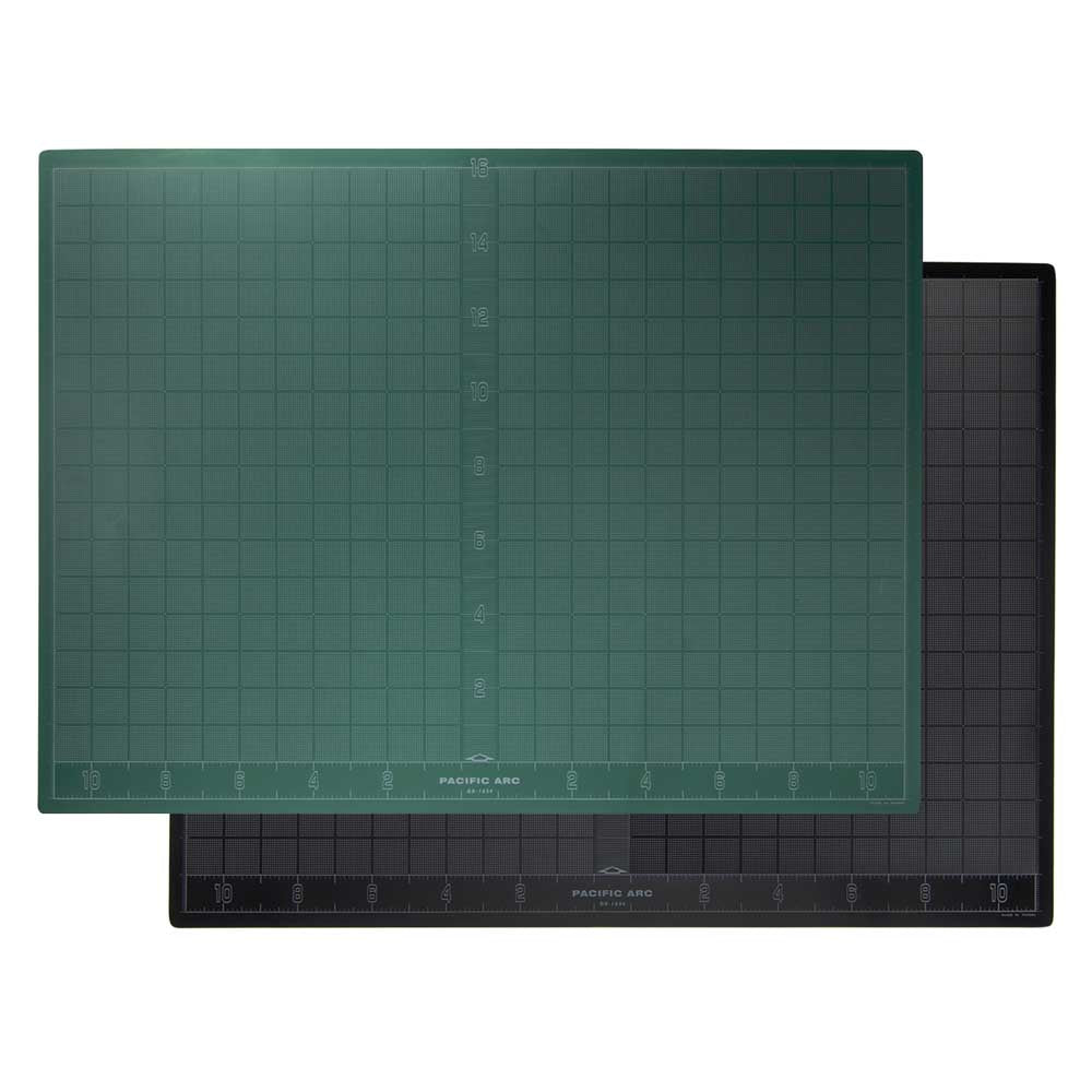 Pacific Arc Cutting Mat Green/Black 18" x 24"